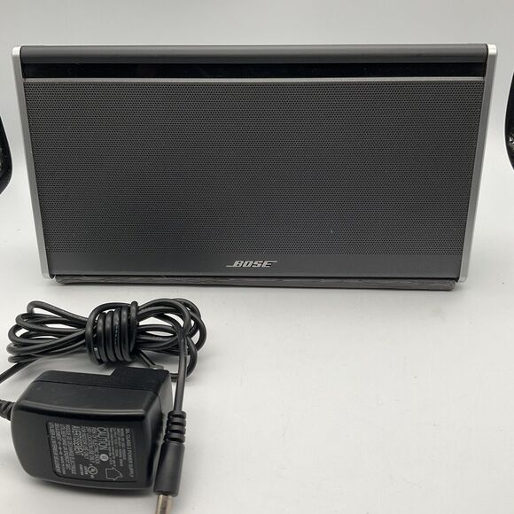 Working Bose SoundLink Wireless Mobile Speaker II Black 404600 - With Charger